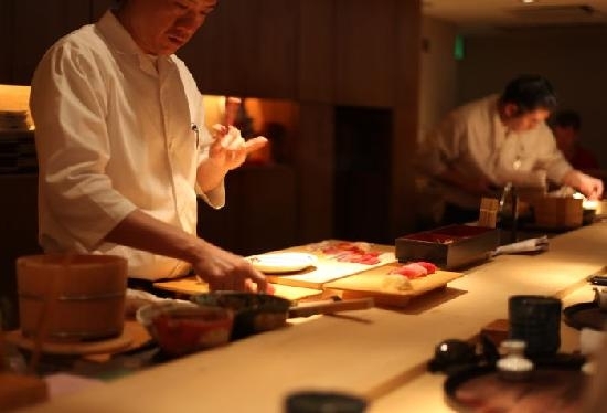 シンガポールでおすすめの寿司屋①Aoki Restaurant(青木)