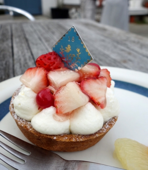 沖縄でおすすめのケーキ屋さん①「オハコルテ 港川本店」